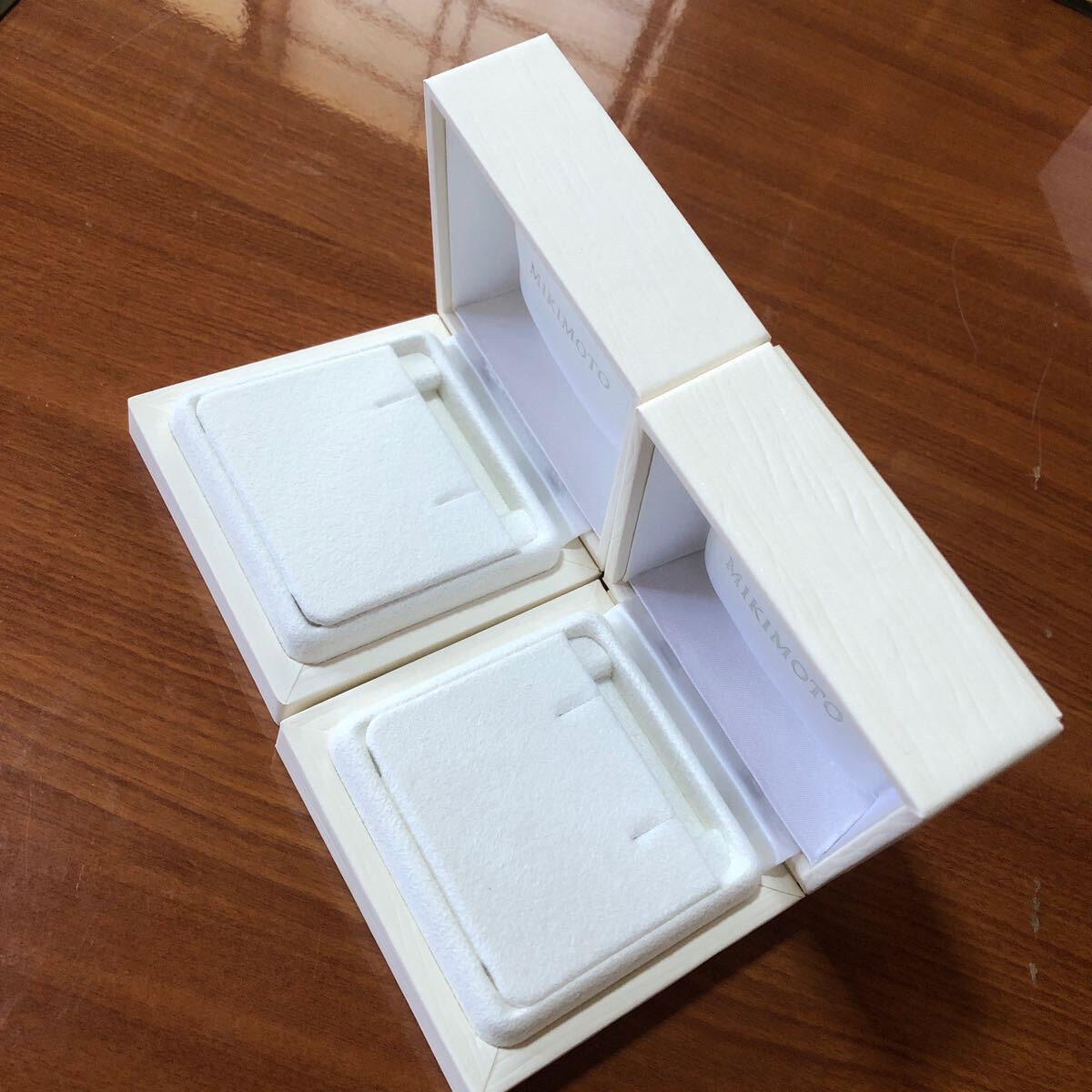 送料無料〉ミキモト ギフトボックス ピアス用 イアリング用 空箱 送料無料〉ミキモト ギフトボックス ピアス用 イアリング用 空箱