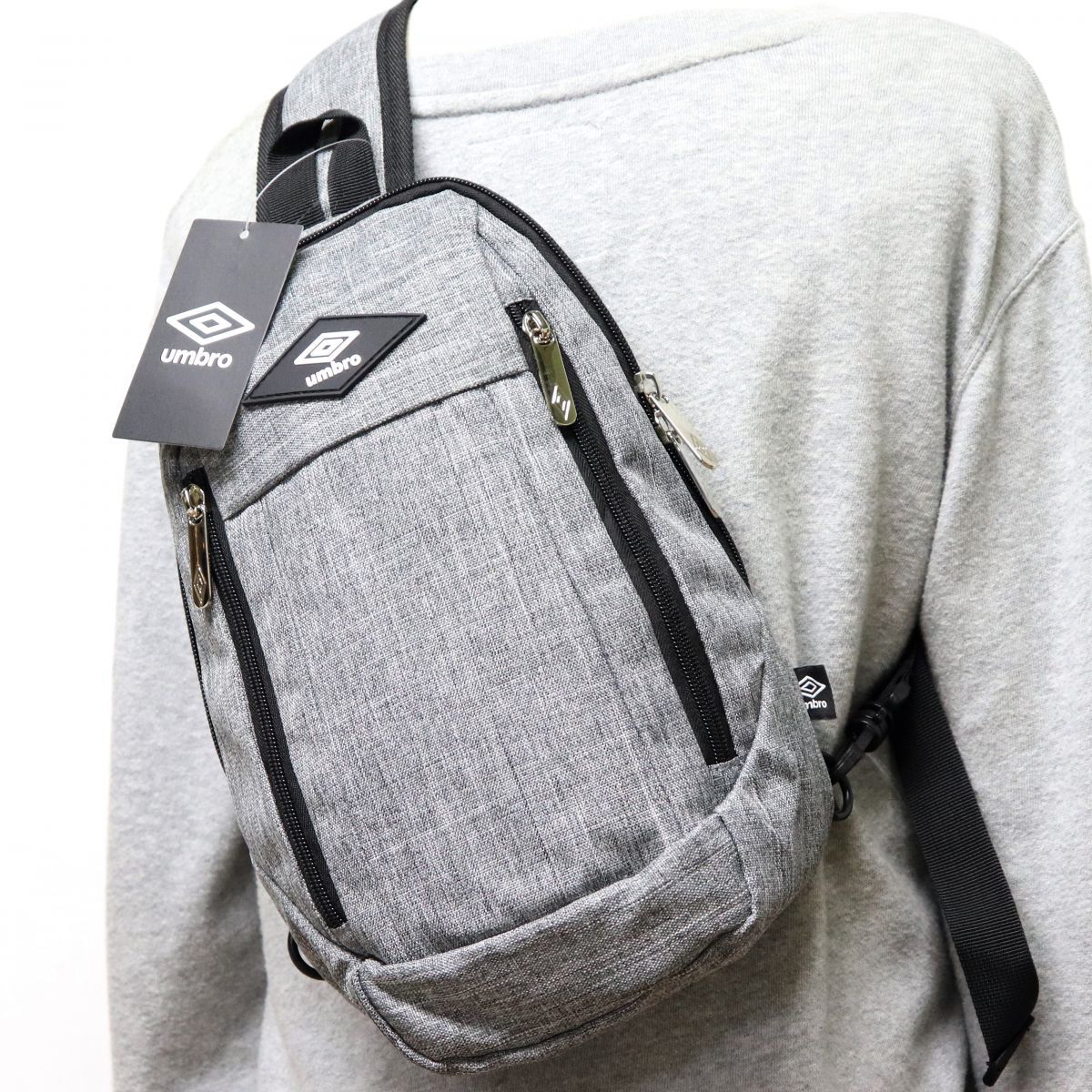 ★アンブロ UMBRO 新品 シンプル カジュアル ボディバッグ ショルダーバッグ BAG バッグ 鞄 かばん 灰 グレー [70537-010] 六★QWER★