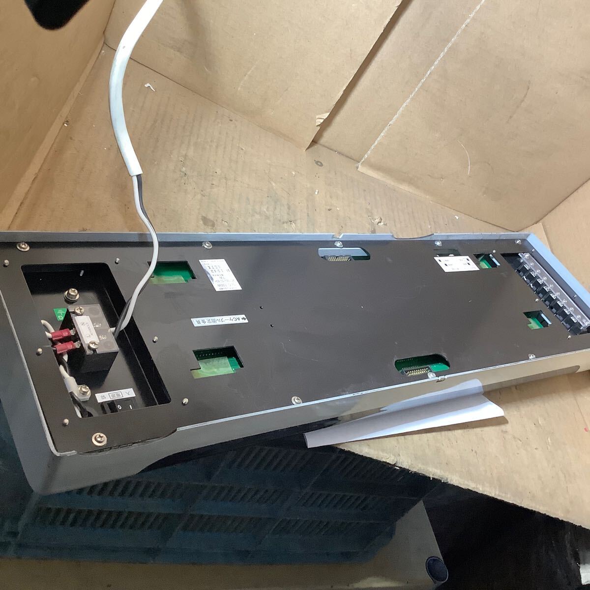 セイコーLED時計(SLCー100w)中古品現状渡し品です。一般的な通電 セイコーLED時計(SLCー100w)中古品現状渡し品です。一般的な通電