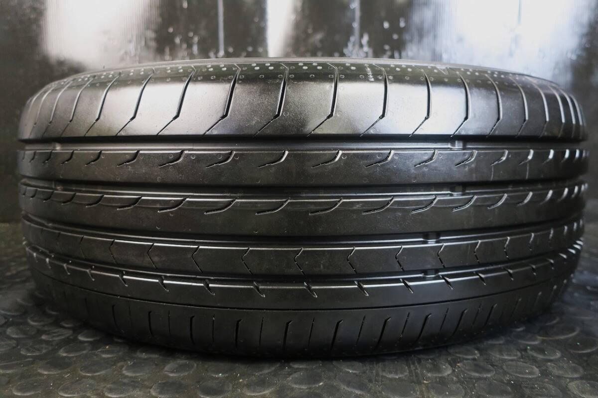 ◆ほぼ新品・イボ付き◆2022年製 国産 215/55R17 ヨコハマ ブルーアース -RV RV03 格安1本販売 パンクなし 迅速発送/手渡し 交換作業も可