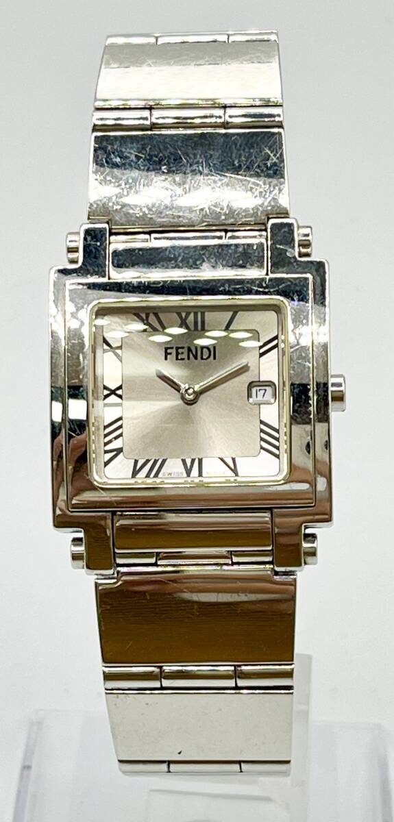 蘇や(BBY1140)　1円スタート！時計　腕時計　FENDI　フェンディ　スクエア　クオーツ　 不動　ジャンク品　コンパクトサイズ