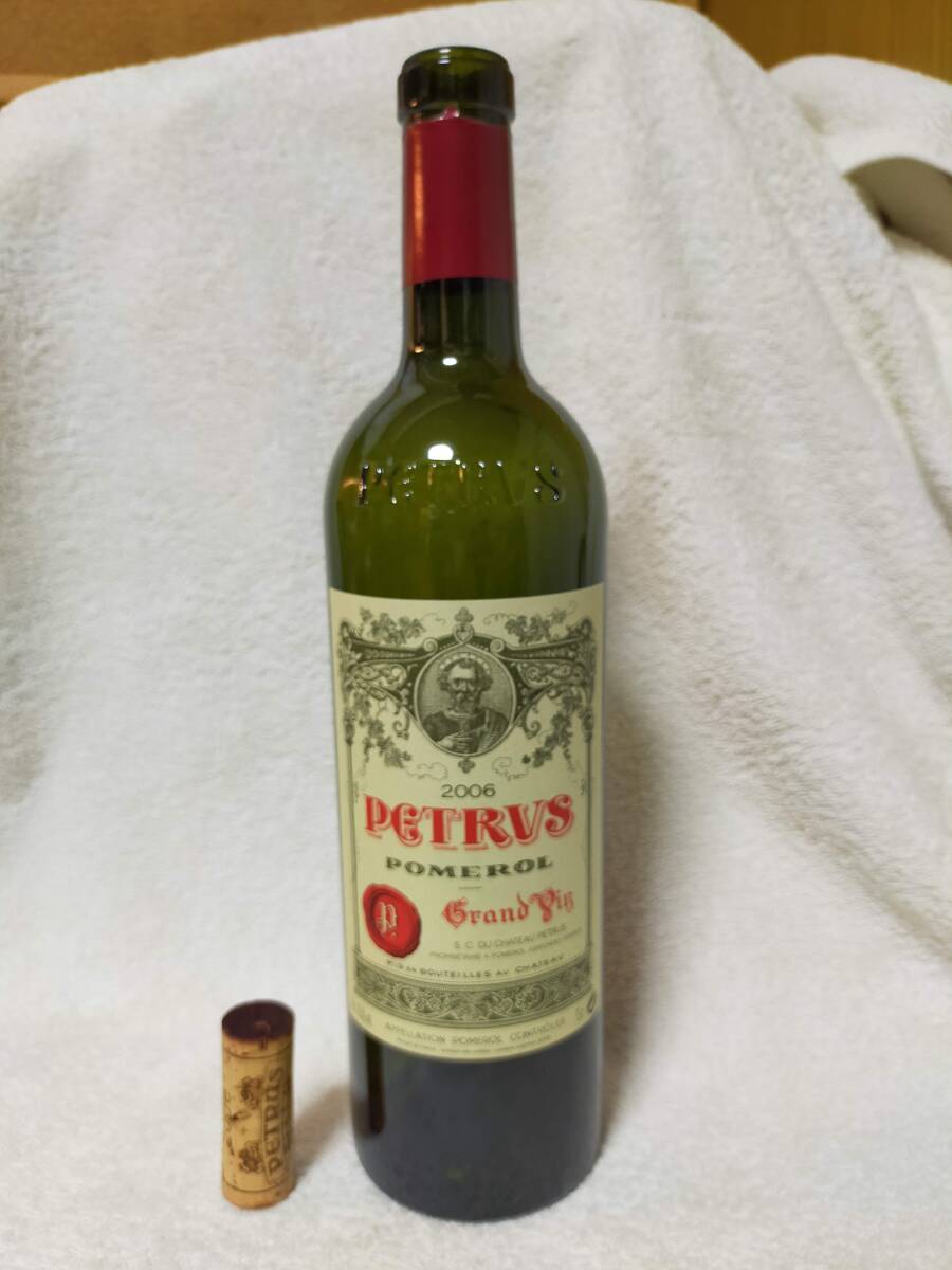 Chateau Petrus シャトー ペトリュス 2006 空瓶 空き瓶 コルク Chateau Petrus シャトー ペトリュス 2006 空瓶 空き瓶 コルク