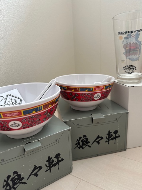 マンウィズアミッション狼々軒のミニラーメン丼レンゲセット2個ペアセットとGAWburgerコップ新品未使用3点セット