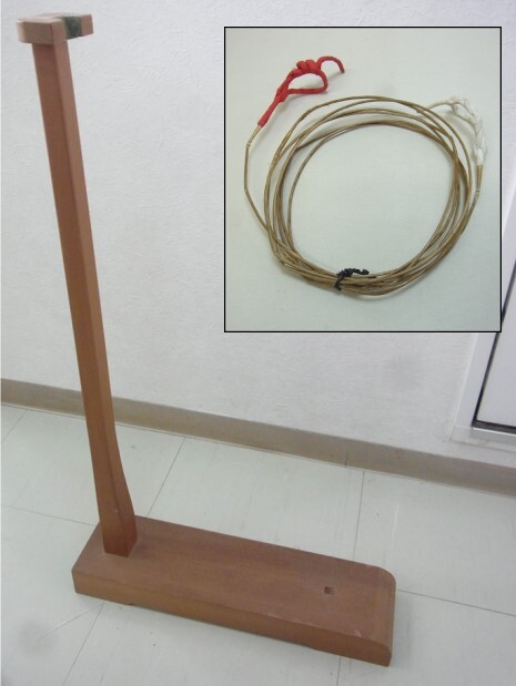 札幌発】☆和弓 竹弓 在銘・楠見蔵吉 全長約220cm 重量約600g 弓 札幌発】☆和弓 竹弓 在銘・楠見蔵吉 全長約220cm 重量約600g 弓