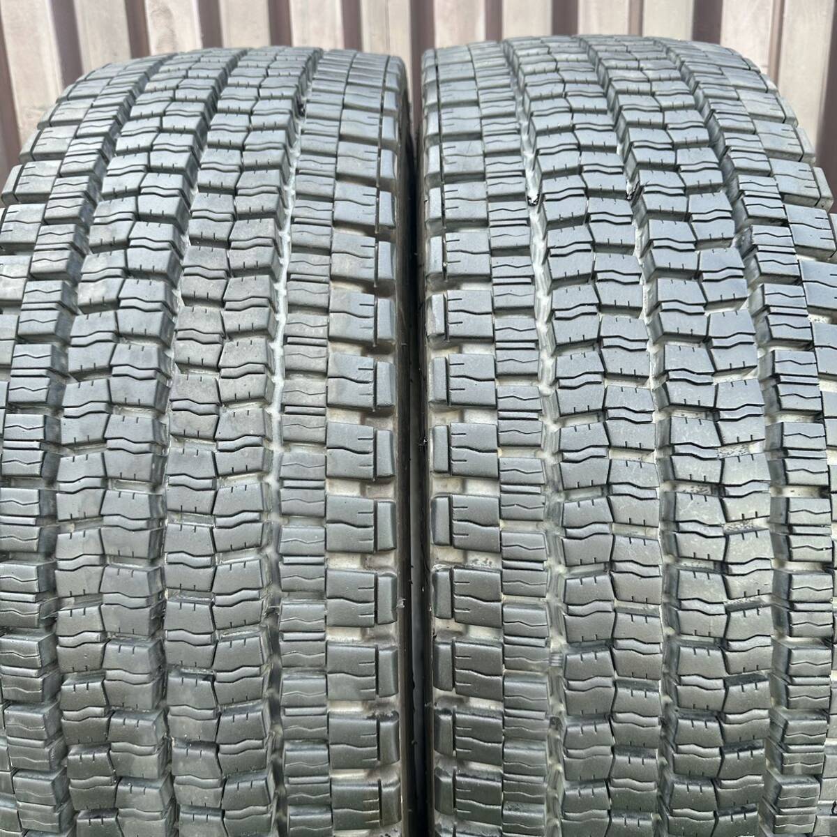 BRIDGESTONE 社外アルミ 8J +10 6H139.7 265/70R15ラジアル BRIDGESTONE 社外アルミ 8J +10 6H139.7 265/70R15ラジアル