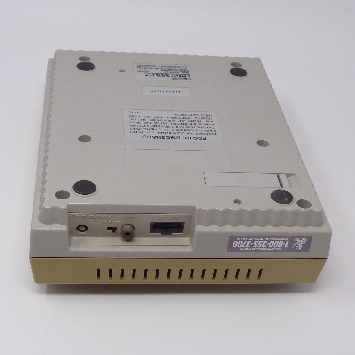SNES 北米版本体 動作確認済み /ACアダプタ コントローラ付き SNES 北米版本体 動作確認済み /ACアダプタ コントローラ付き