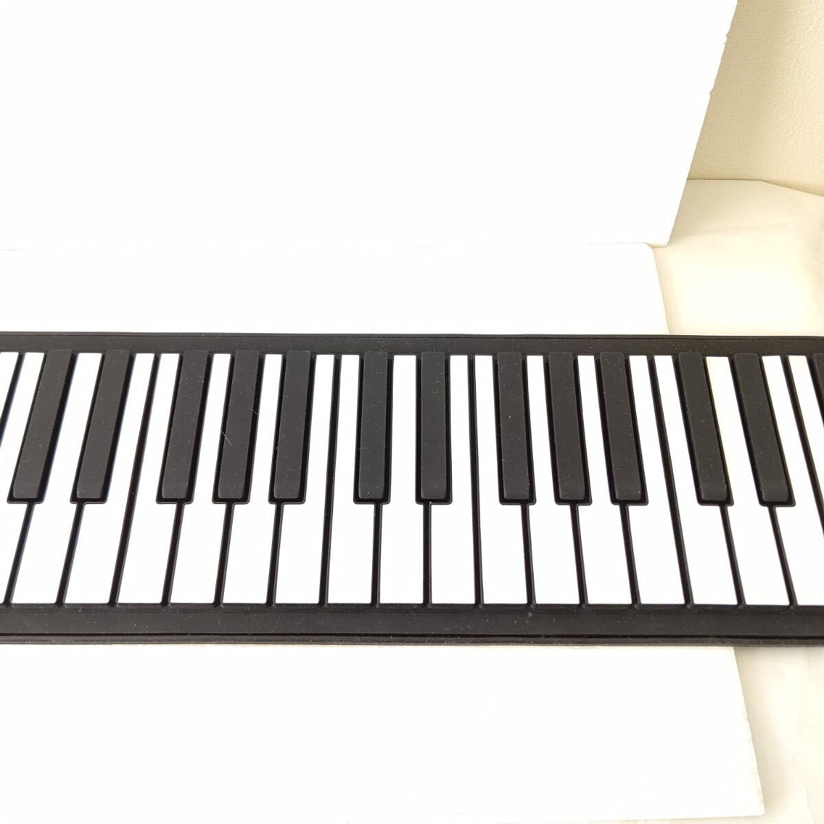 スマリー ロールアップピアノ 61鍵盤 美品 音色127種 リズム127 スマリー ロールアップピアノ 61鍵盤 美品 音色127種 リズム127