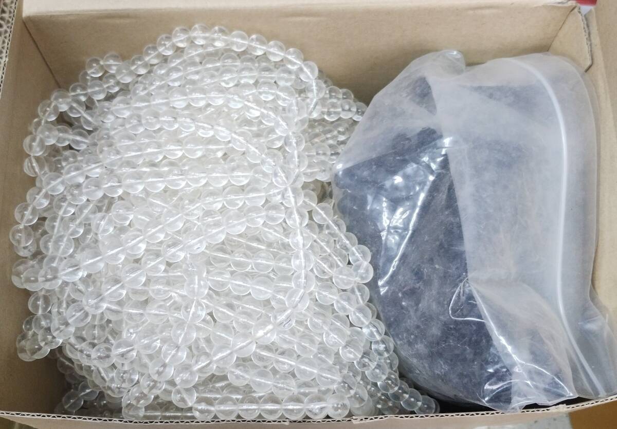 B041 ビーズ 透明　つや消し黒 アクセサリーパーツ　材料　素材 詳細不明 現状品 3.0kg 大量 長期保管品 まとめ売り ハンドメイド