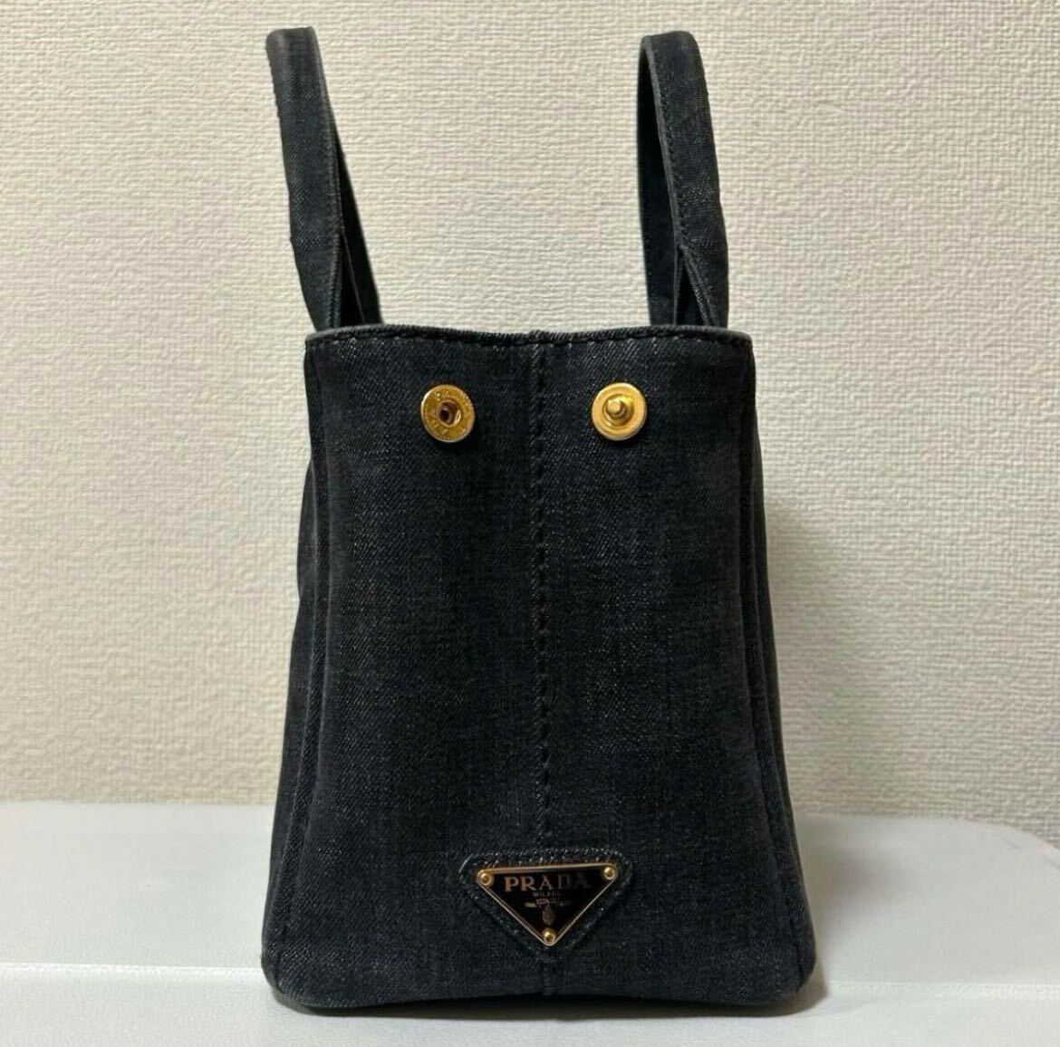 美品PRADAプラダカナパデニムトートバッグミニSS黒ブラック 美品PRADAプラダカナパデニムトートバッグミニSS黒ブラック