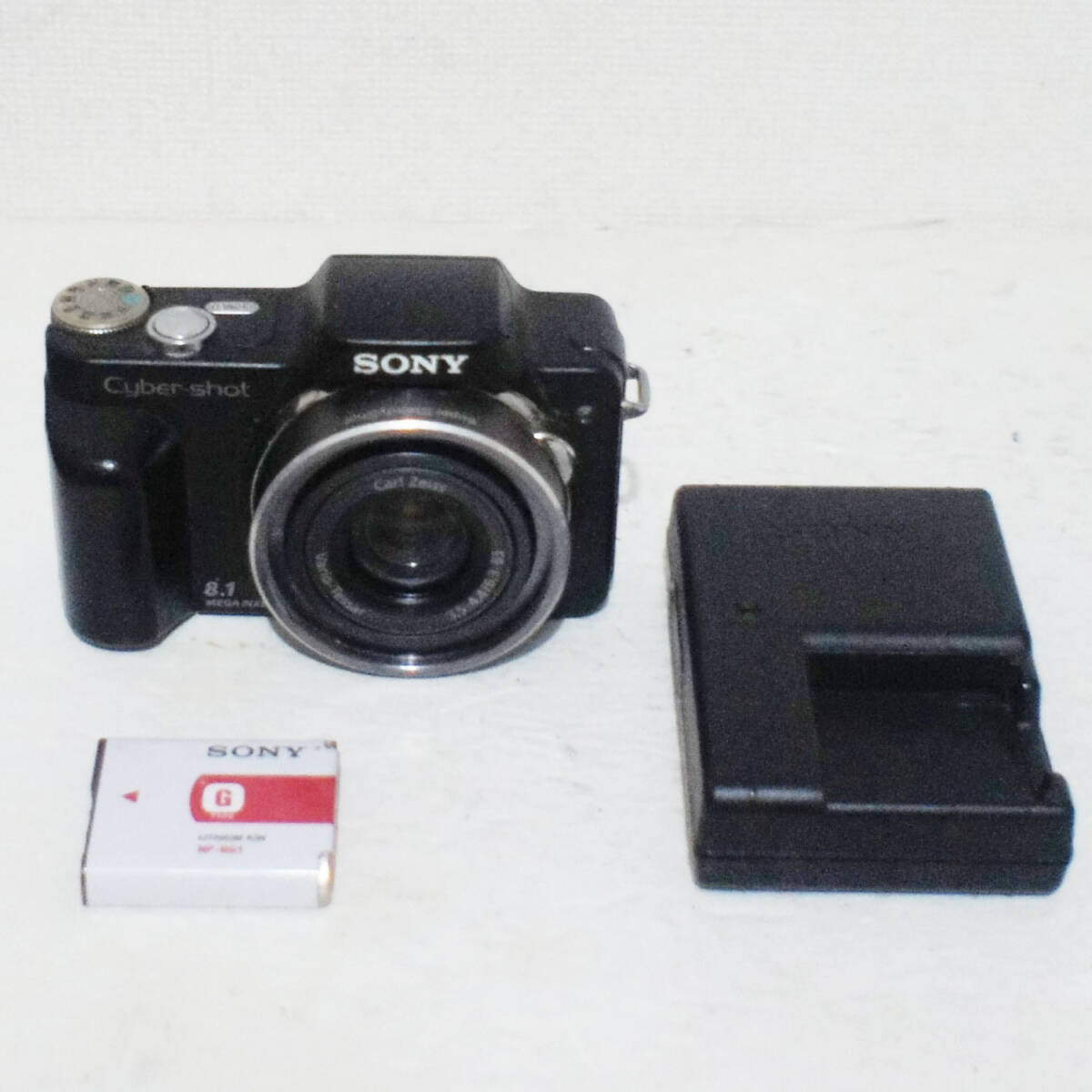 SONY Cyber-shot デジタルカメラ DSC-H3 光学10倍ズーム 気軽に使える光学10倍ズーム――ソニー「DSC-H3」：レビュー（1/6