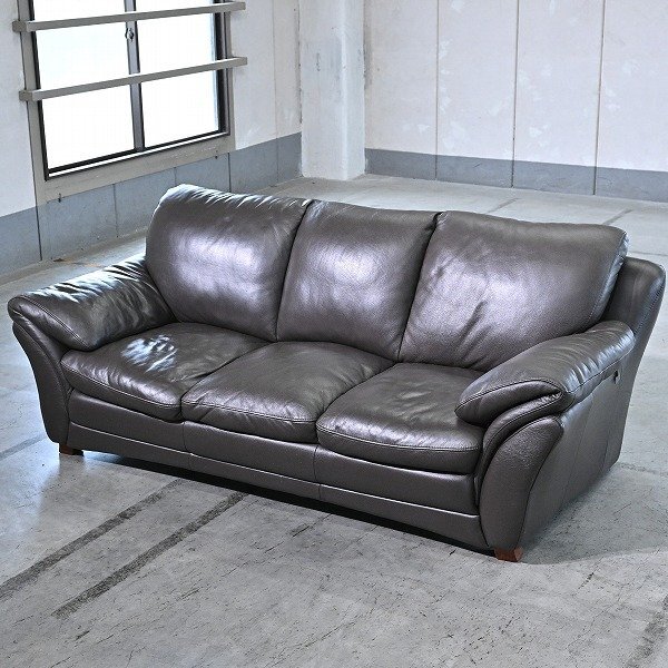 ⭕️ 展示品 KELVIN GIORMANI 最高級 黒総革張り 3人掛けソファ ⭕️ 展示品 KELVIN GIORMANI 最高級 黒総革張り 3人掛けソファ KELVIN