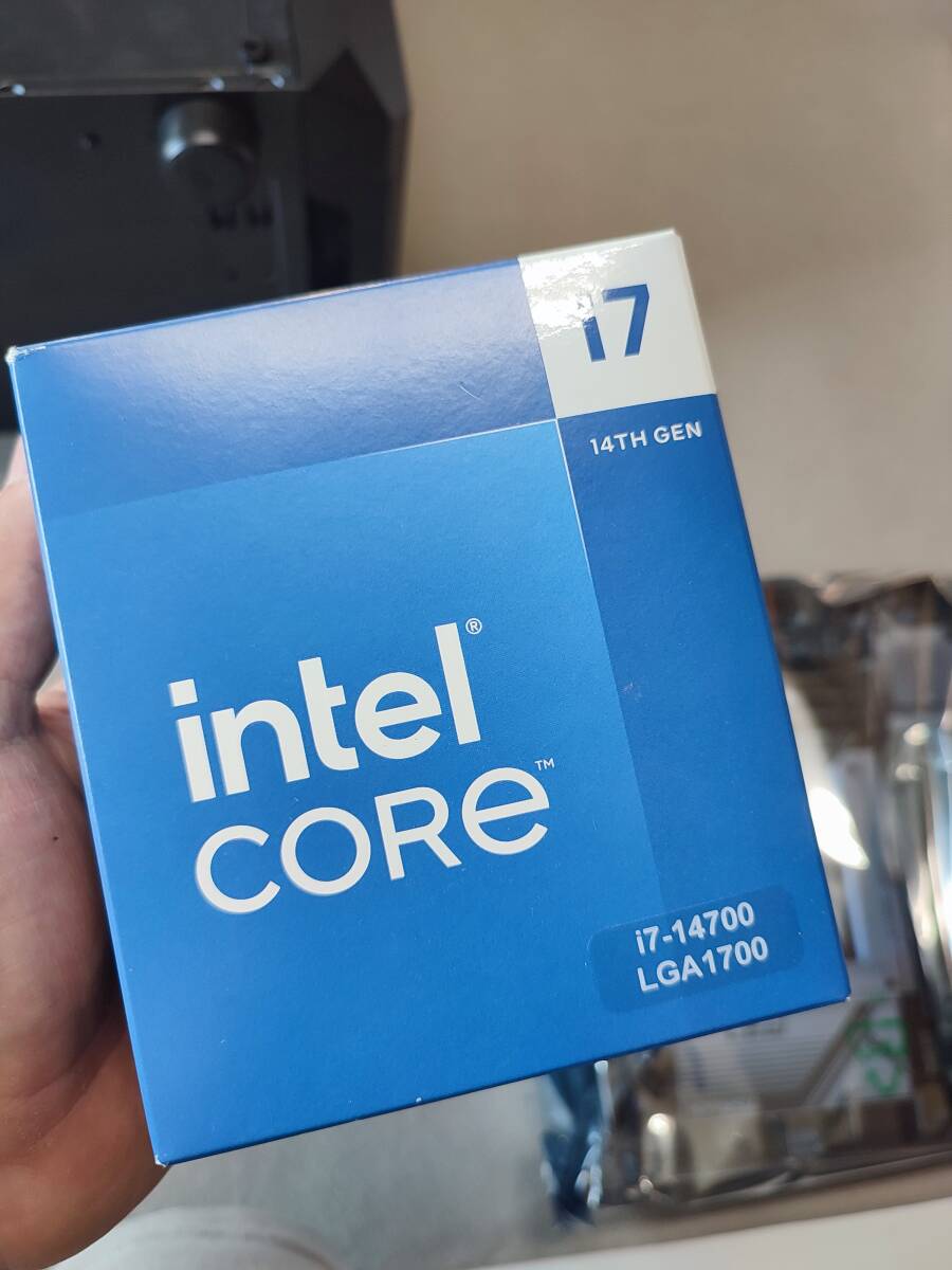インテル Core i7 14700 BOX 開封済みほぼ未使用|Yahoo!フリマ インテル Core i7 14700 BOX 開封済みほぼ未使用|Yahoo!フリマ
