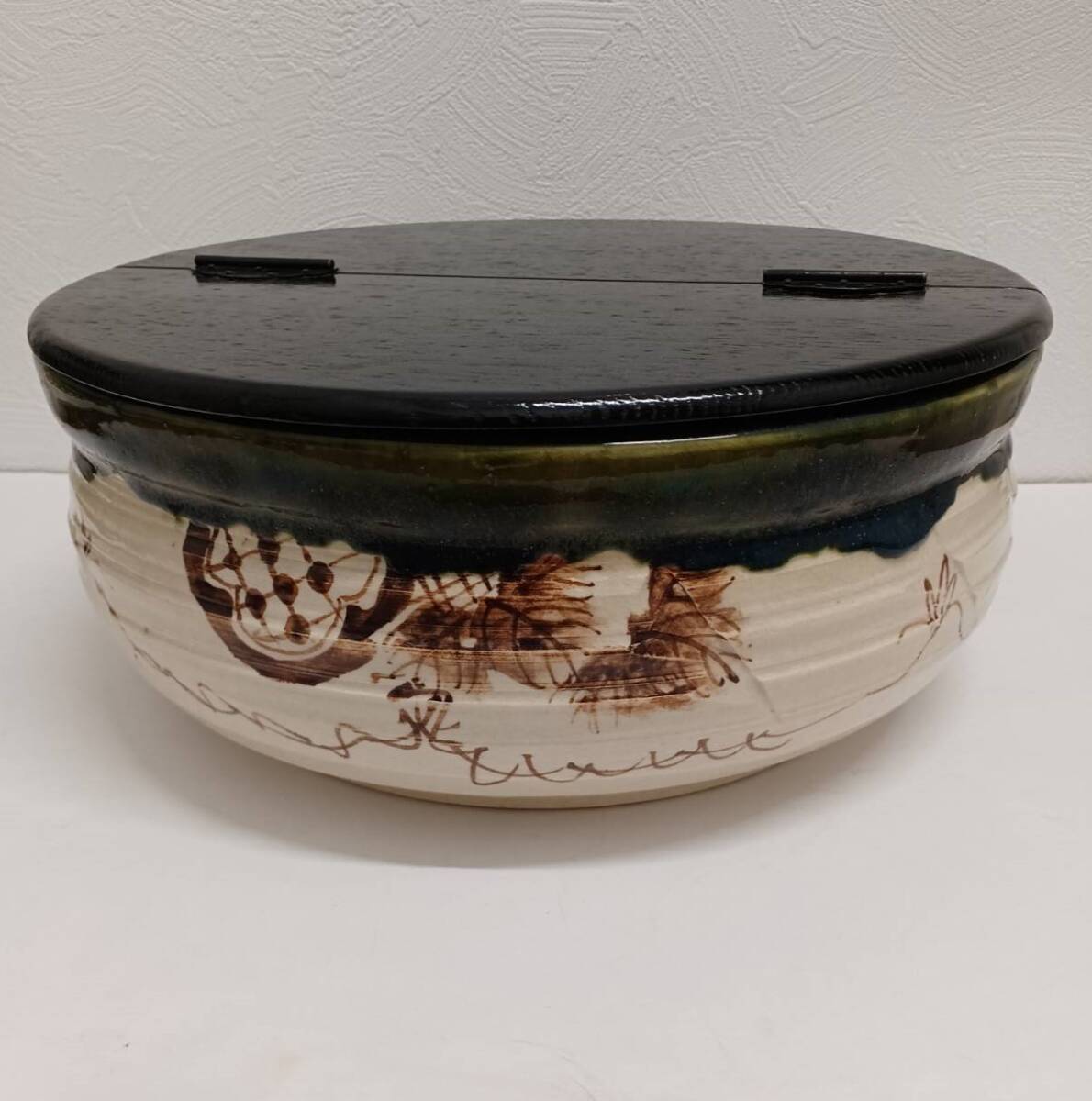 平水指　織部焼　加藤五陶作　塗割蓋　茶道具　茶器　茶碗　水差 　
