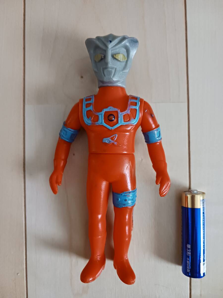 当時物 ウルトラマン アストラ ソフビ タカトク Yahoo!オークション - アストラ ソフビ 当時物 ウルトラマンレオ