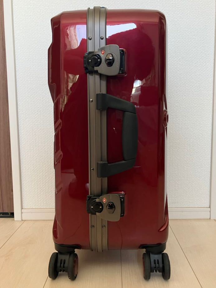 未使用】シャア専用ザク MS-06S キャリーバッグ キャリーケース 未使用】シャア専用ザク MS-06S キャリーバッグ キャリーケース