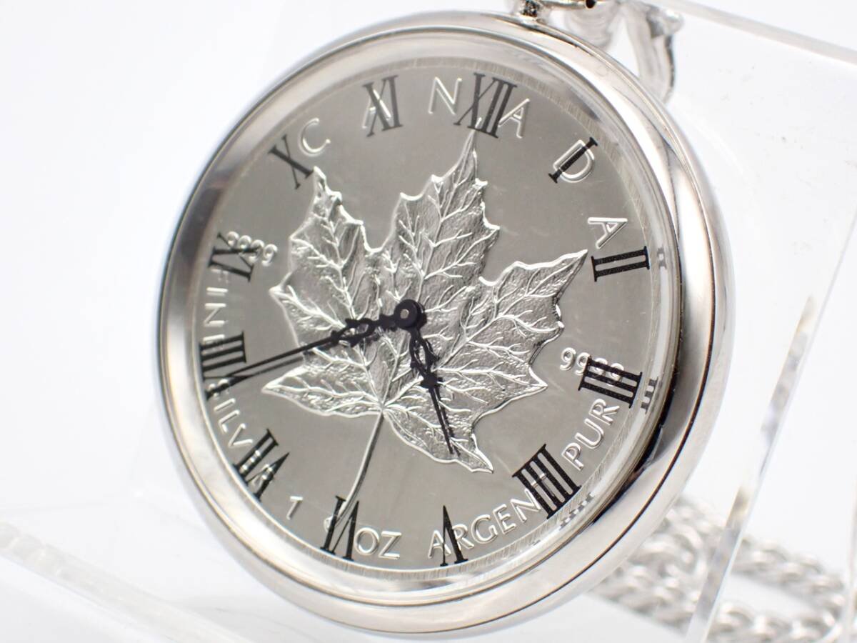 稼動品☆1円～☆カナダ メイプルリーフ コイン 懐中時計 銀貨 5 DOLLARS シルバー エリザベスⅡ FINE SILVER/F552285-1200/3