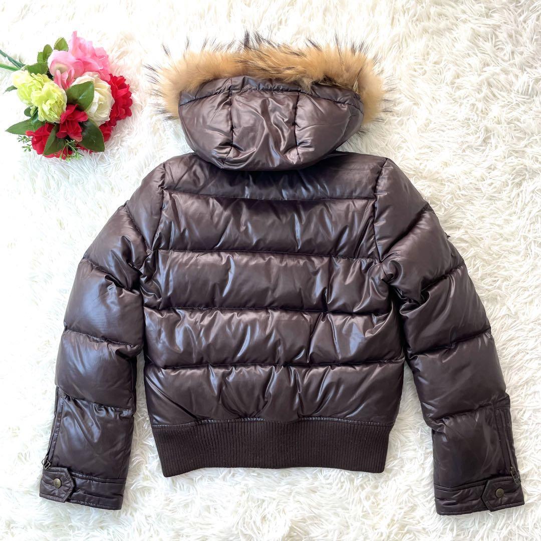 高級感 BURBERRY BLUE LABEL バーバリー ダウンジャケット 38 M 高級感 BURBERRY BLUE LABEL バーバリー ダウンジャケット 38 M