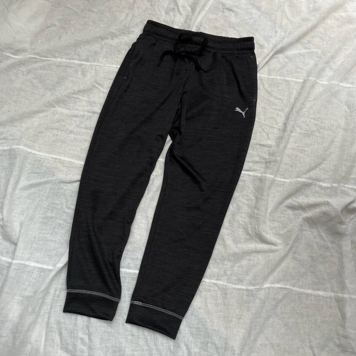 新品未使用品 ★プーマ PUMA★レディース Mサイズ 『MOTION ジョガーパンツ』黒ブラック トレーニングパンツ 吸汗速干 680722/01