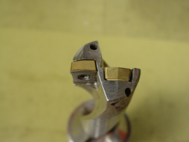 18Φ R416.2-0180L25-31 チップ10個付 旧モデル 中古品 サンド 18Φ R416.2-0180L25-31 チップ10個付 旧モデル 中古品 サンド