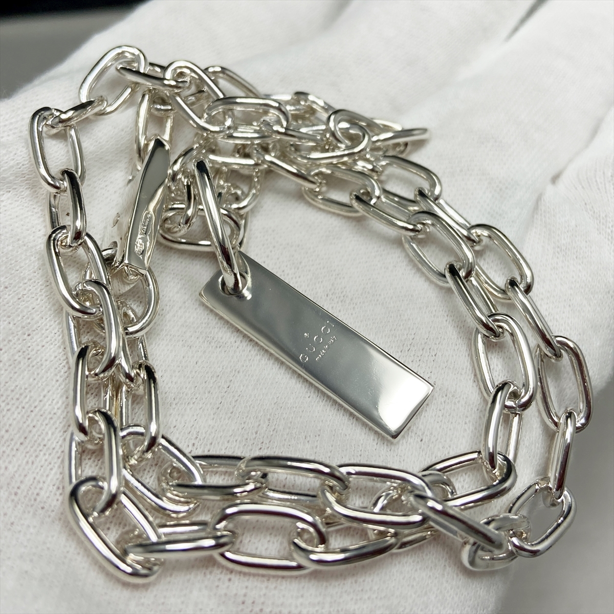新品仕上 希少 廃盤 グッチ GUCCI ロゴ プレート 極太 新品仕上 希少 廃盤 グッチ GUCCI ロゴ プレート 極太