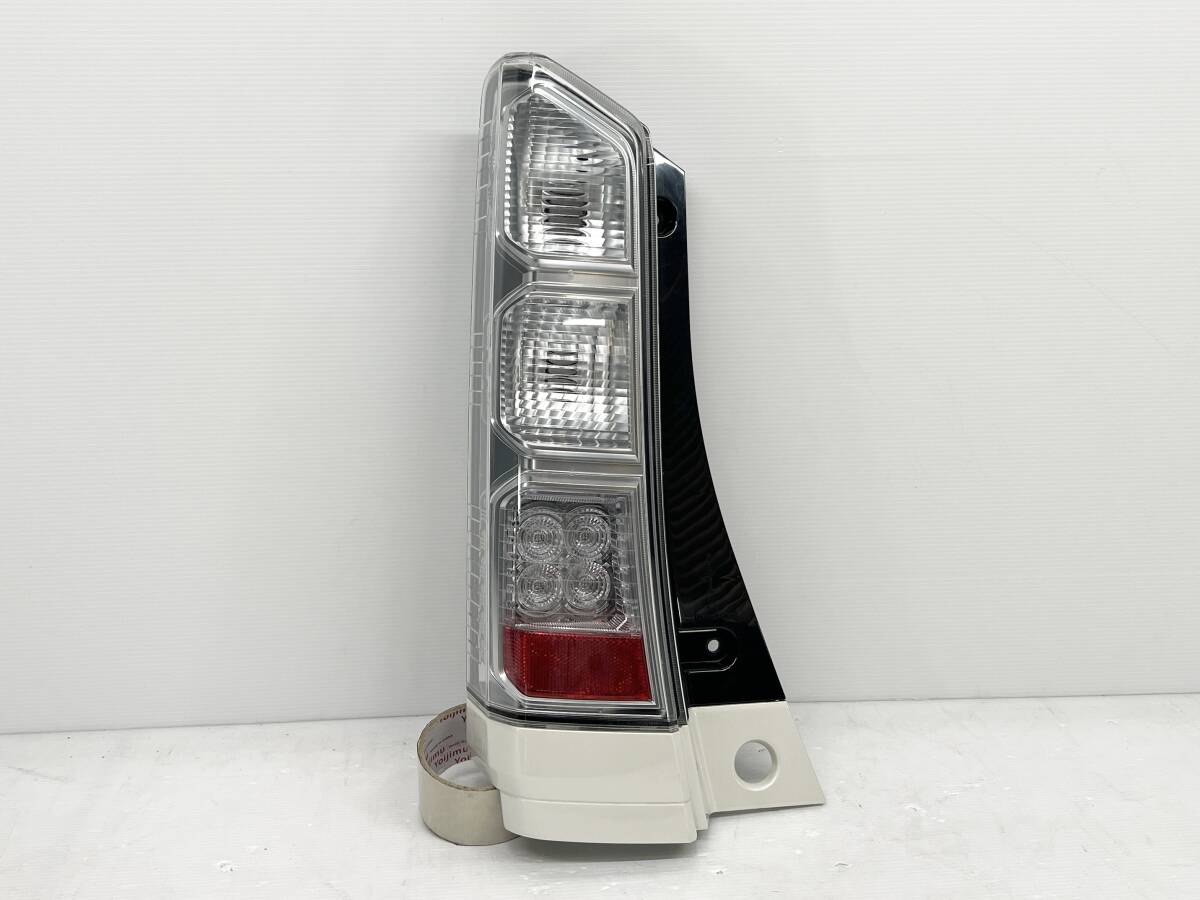 良品 送料込 即決 ホンダ N-BOX JF1 JF2 後期 純正 LED 左 良品 送料込 即決 ホンダ N-BOX JF1 JF2 後期 純正 LED 左
