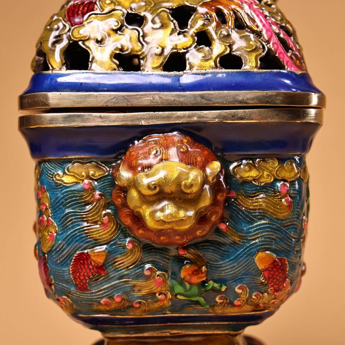 古寶奇蔵】銅製・景泰藍・琺瑯彩・盤龍蓋熏香炉・置物・賞物 古寶奇蔵】銅製・景泰藍・琺瑯彩・盤龍蓋熏香炉・置物・賞物