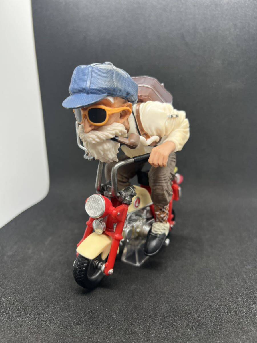 新品 ドラゴンボール 孫悟空 亀仙人 バイク フィギュア 2体 新品 ドラゴンボール 孫悟空 亀仙人 バイク フィギュア 2体