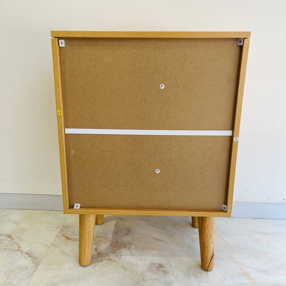 QA2189 現状品 チェスト 3段BOX 脚付き ミニキャビネット 収納棚 QA2189 現状品 チェスト 3段BOX 脚付き ミニキャビネット 収納棚