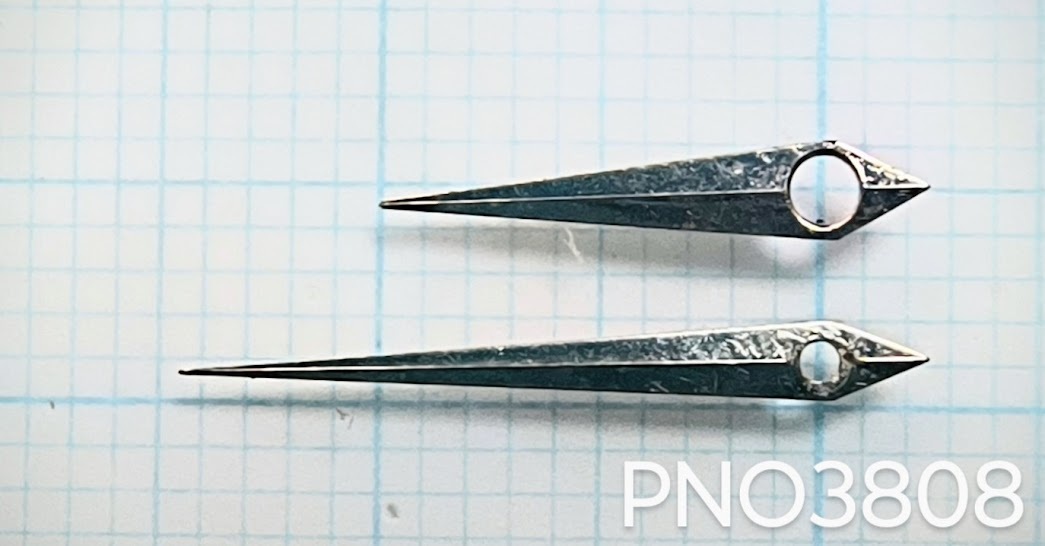 (■1)時計クラシックパーツ 針/ケン/HANDS 銀色　約(10㎜＋15㎜)　二本セット PNO3808_画像2