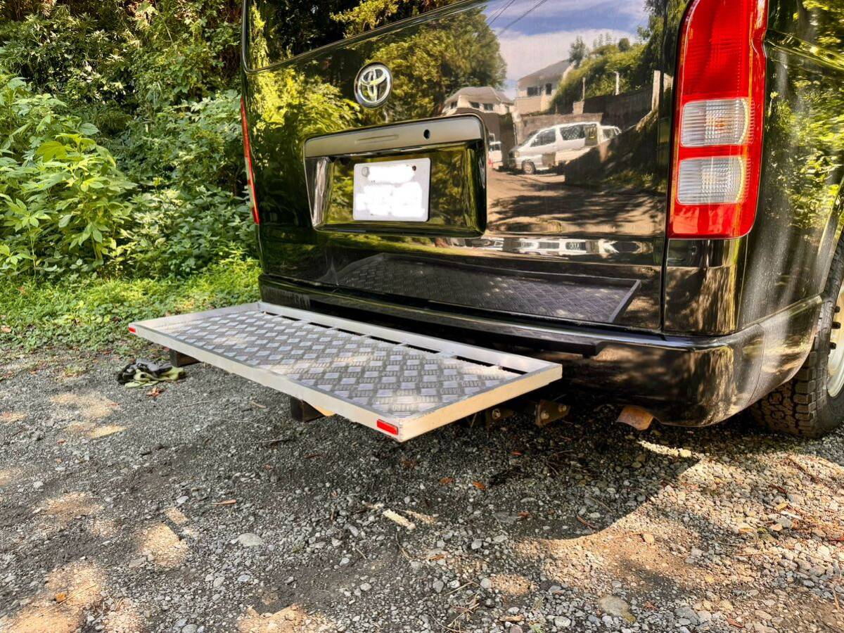 ハイエース200系 1型　ヒッチキャリア　カーゴラック　カーゴキャリア　特注