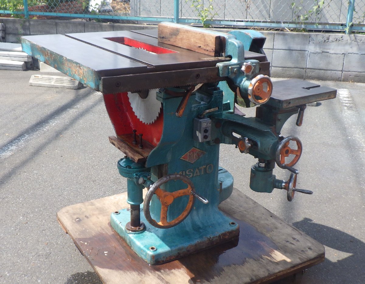 中古品】三里 MISATO 研磨機能付 台傾斜式 昇降盤 三相200V 鋸刃 中古品】三里 MISATO 研磨機能付 台傾斜式 昇降盤 三相200V 鋸刃
