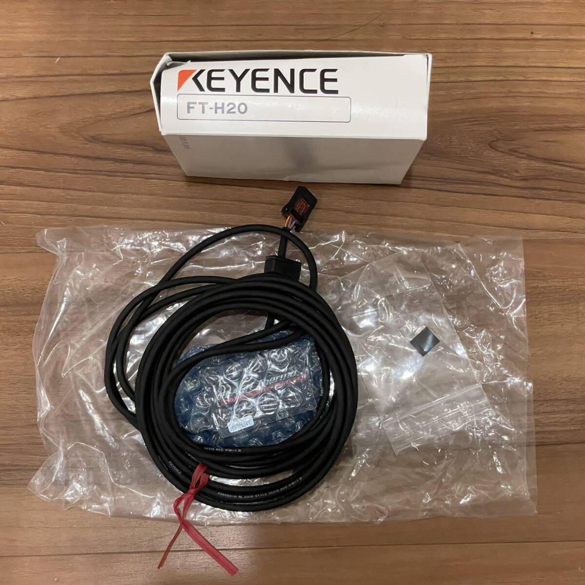 KEYENCE 放射温度計センサーとアンプ【FT-H20 FT-50】|Yahoo KEYENCE 放射温度計センサーとアンプ【FT-H20 FT-50】|Yahoo
