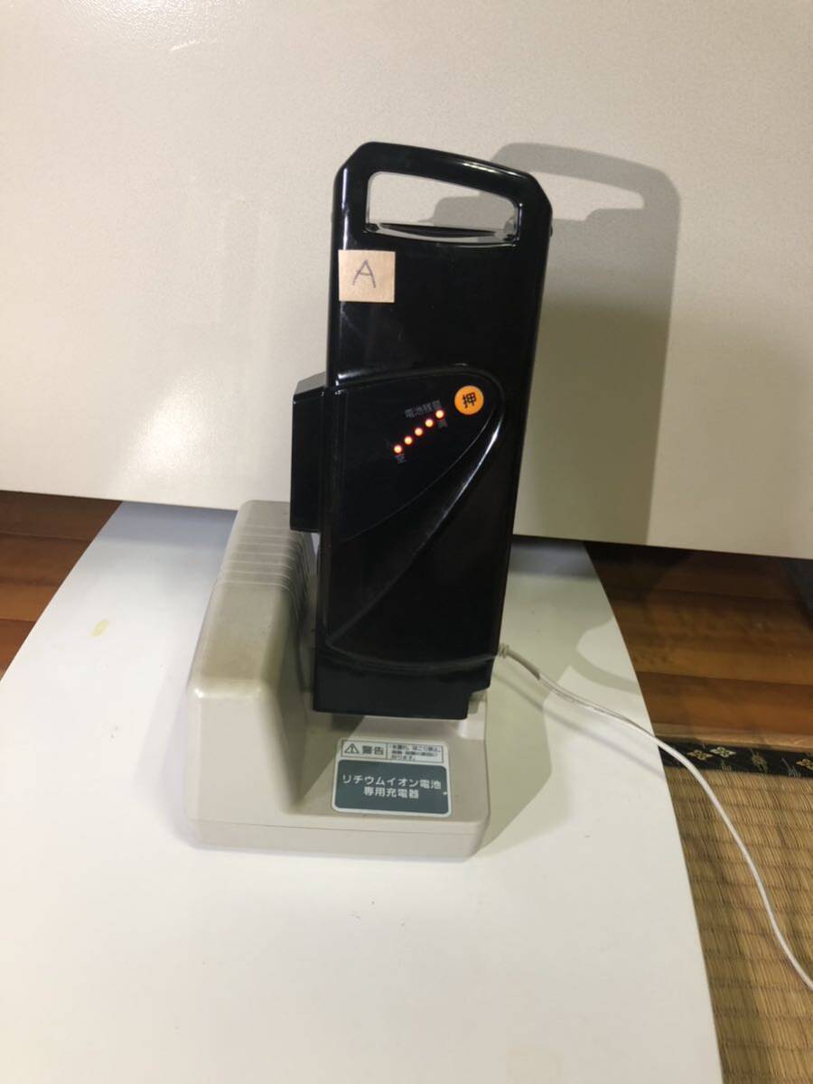 A Panasonic パナソニック アシスト電動自転車リチウムイオン　バッテリー NKY513B02B 8.9AH 長押し5点灯