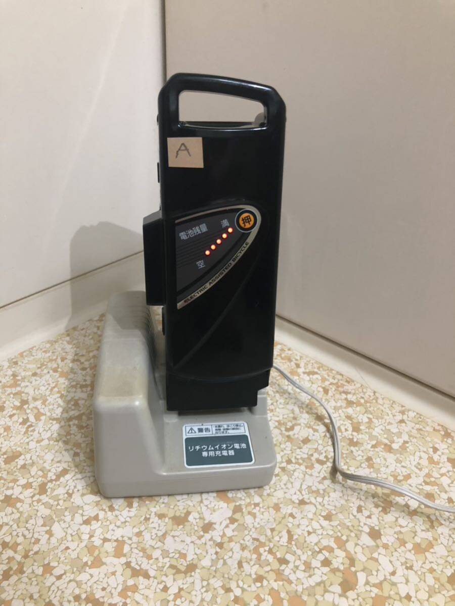A Panasonic パナソニック アシスト電動自転車リチウムイオン　バッテリー NKY450B02B 8.9AH 長押し5点灯