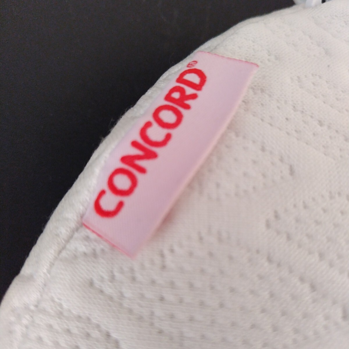 concord ネックピロー 枕 デスク用お晝寢枕 U字型