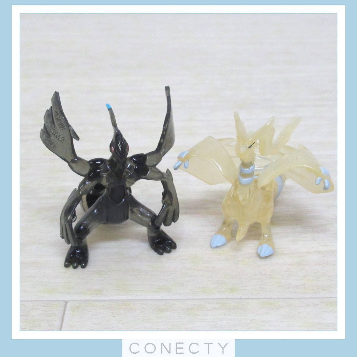 ⚫︎【まとめ売り】モンコレ ビクティニ レシラム ゼクロム 劇場限定 クリアver ポケモン モンコレ ゼクロム レシラム クリア 劇場版 限定 2体