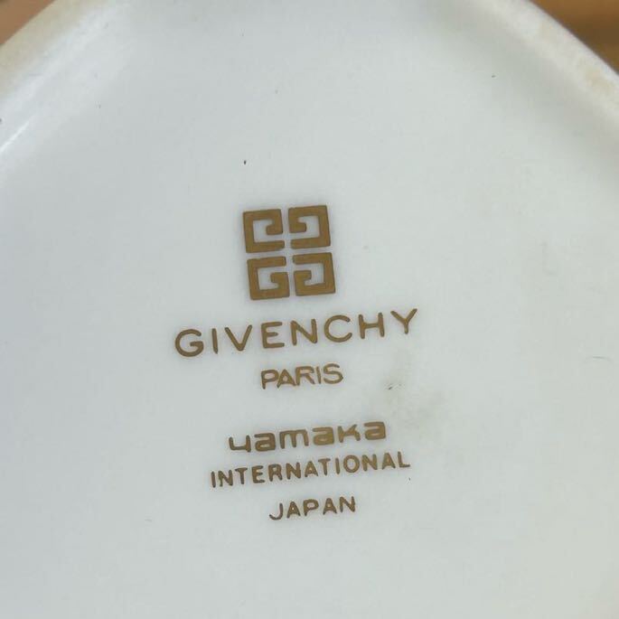 GIVENCHY カップ&ソーサー プレート 洋食器 まとめ ジバンシィ GIVENCHY カップ&ソーサー プレート 洋食器 まとめ ジバンシィ