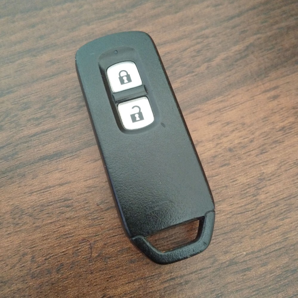 ☆送料無料☆ ホンダ純正 スマートキー N-ONE N-WGN N-BOXスラッシュ N-BOX 2ボタン キーレス スペアキー 007YUUL0754