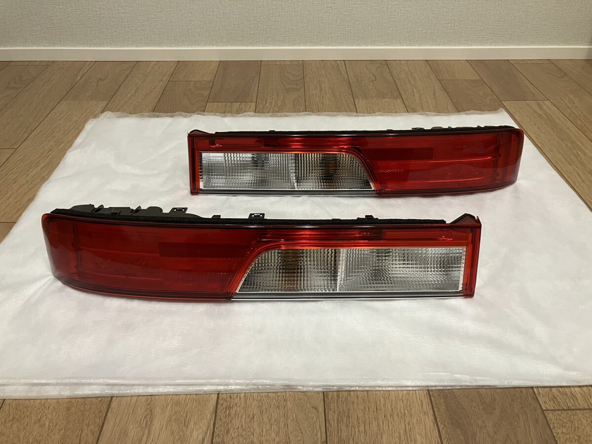 美品】エブリィ ワゴン DA17W 純正 テールランプ 左右セット LED 美品】エブリィ ワゴン DA17W 純正 テールランプ 左右セット LED