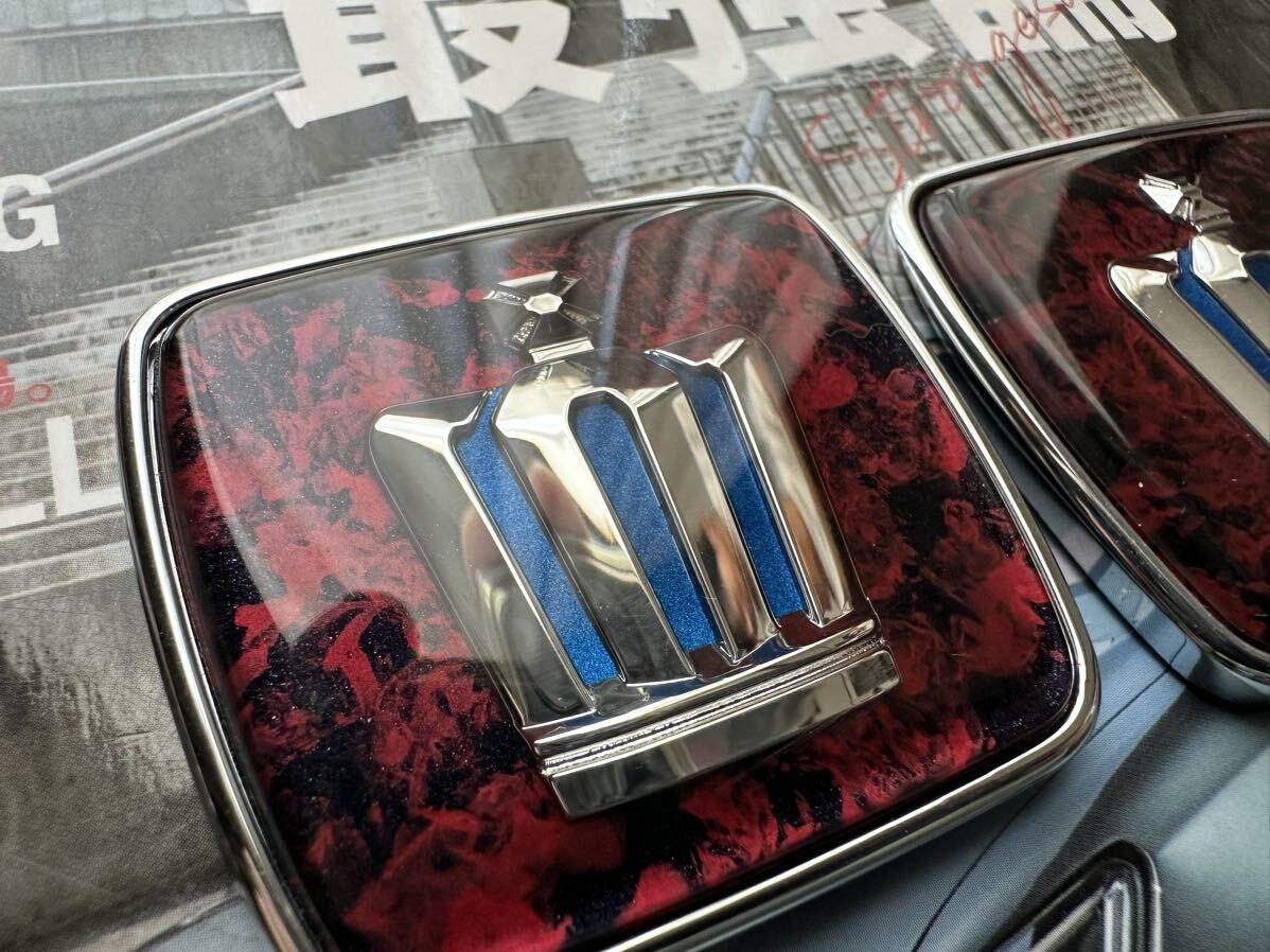 210クラウン ピラー エンブレム 加工品 レッドマイカ 210クラウン ピラー エンブレム 加工品 レッドマイカ