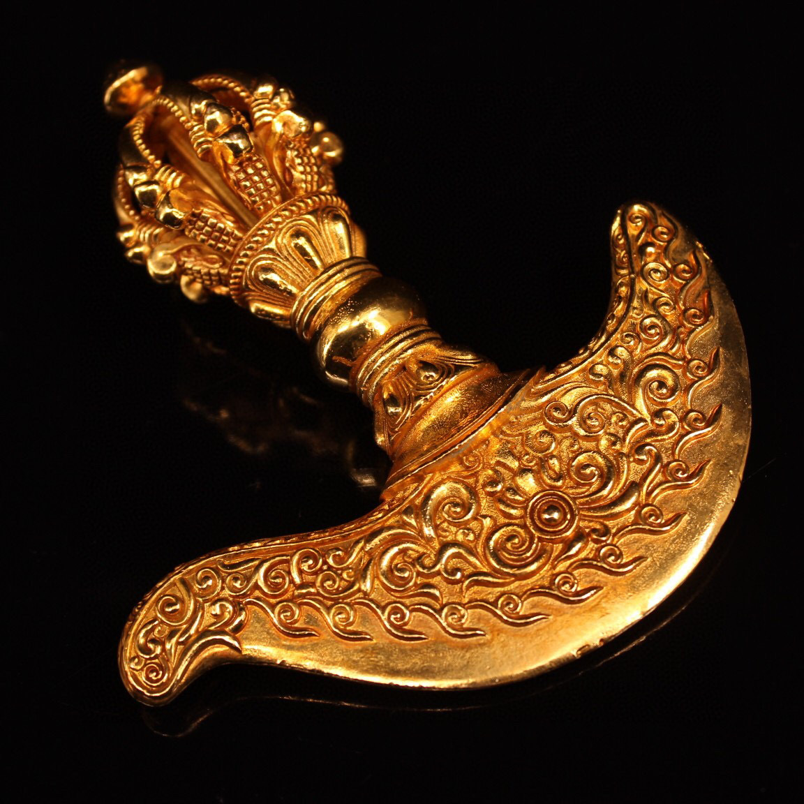 ▽鴻▽ 銅製 塗金 金剛降魔斧法器 置物 古賞物 中国 ▽鴻▽ 銅製 塗金 金剛降魔斧法器 置物 古賞物 中国