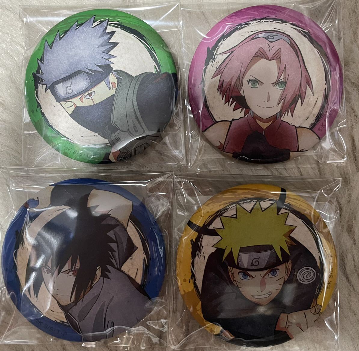 NARUTO 忍里 ホログラム 缶バッジ 第七班 ナルト・サスケ NARUTO 忍里 ホログラム 缶バッジ 第七班 ナルト・サスケ