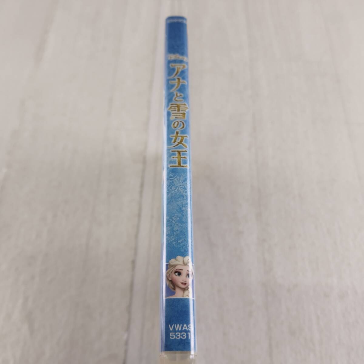 1MD1 Blu-ray дыра . снег. женщина .MovieNEX