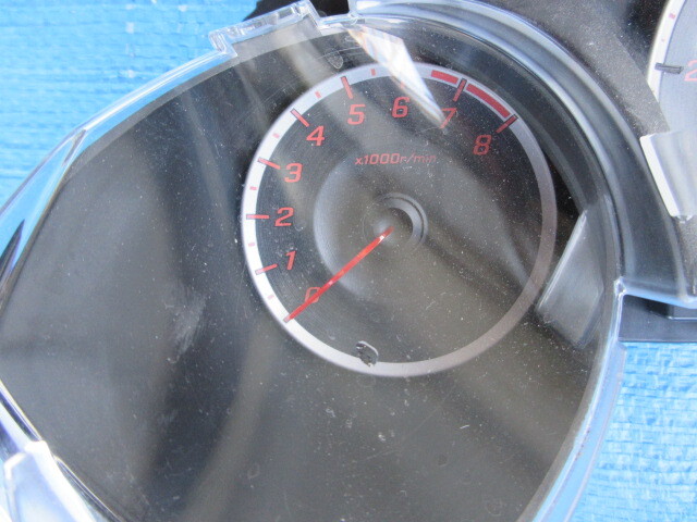 フィット　スピードメーター　GE6 3万キロ台　　ゆうパック着払い_画像2