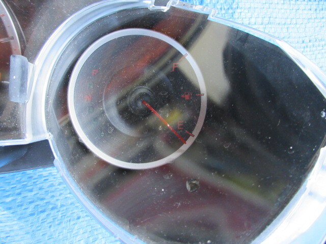 フィット　スピードメーター　GE6 3万キロ台　　ゆうパック着払い_画像4