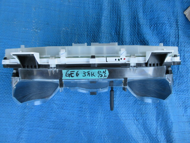 フィット　スピードメーター　GE6 3万キロ台　　ゆうパック着払い_画像8