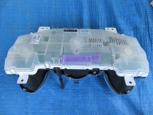 フィット　スピードメーター　GE6 3万キロ台　　ゆうパック着払い_画像5