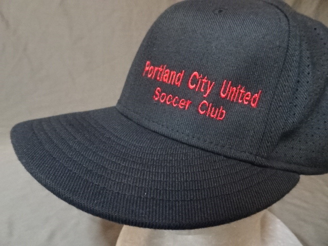 激レア USA購入【Nike】製 【NIKE TRUE】オレゴン州 サッカーチーム【PORTLAND CITY UNITED SOCCER CLUB】ロゴ刺繍入りキャップ 中古良品