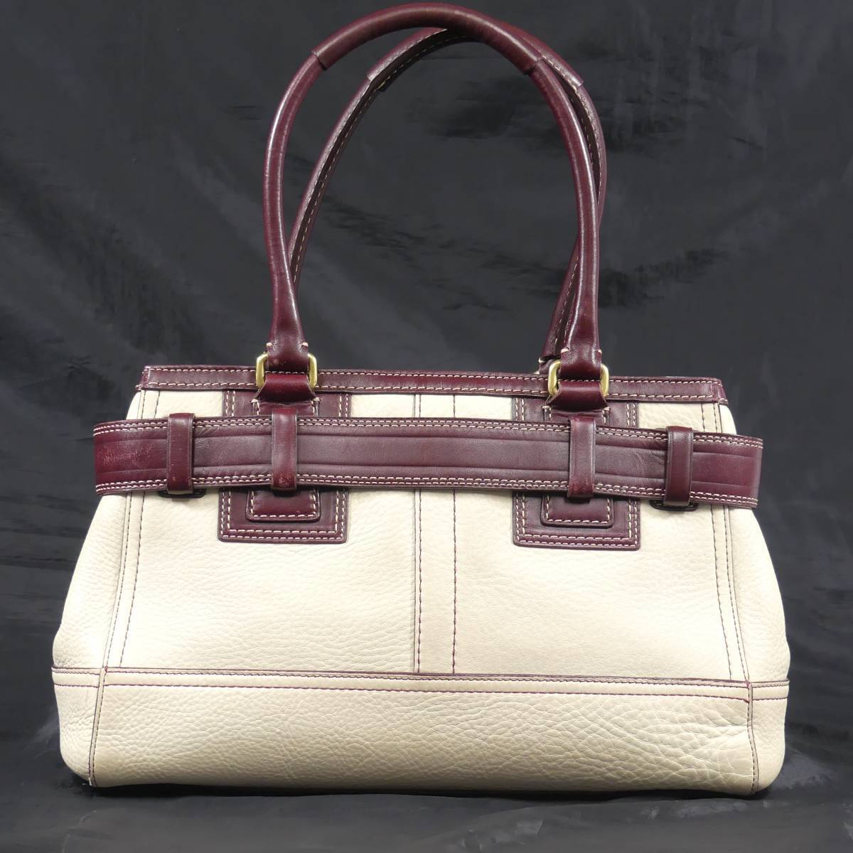 即決 COACH レザーハンドバッグ オールドコーチ メンズ 白 茶 本 即決 COACH レザーハンドバッグ オールドコーチ メンズ 白 茶 本