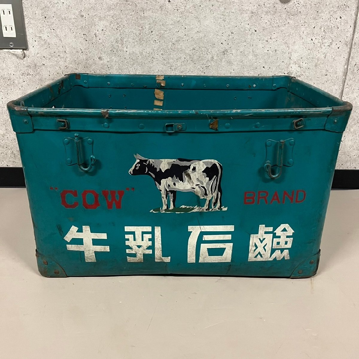 Yahoo!オークション - 牛乳石鹸 牛乳シェービングクリーム 牛乳 Yahoo!オークション - 牛乳石鹸 牛乳シェービングクリーム 牛乳